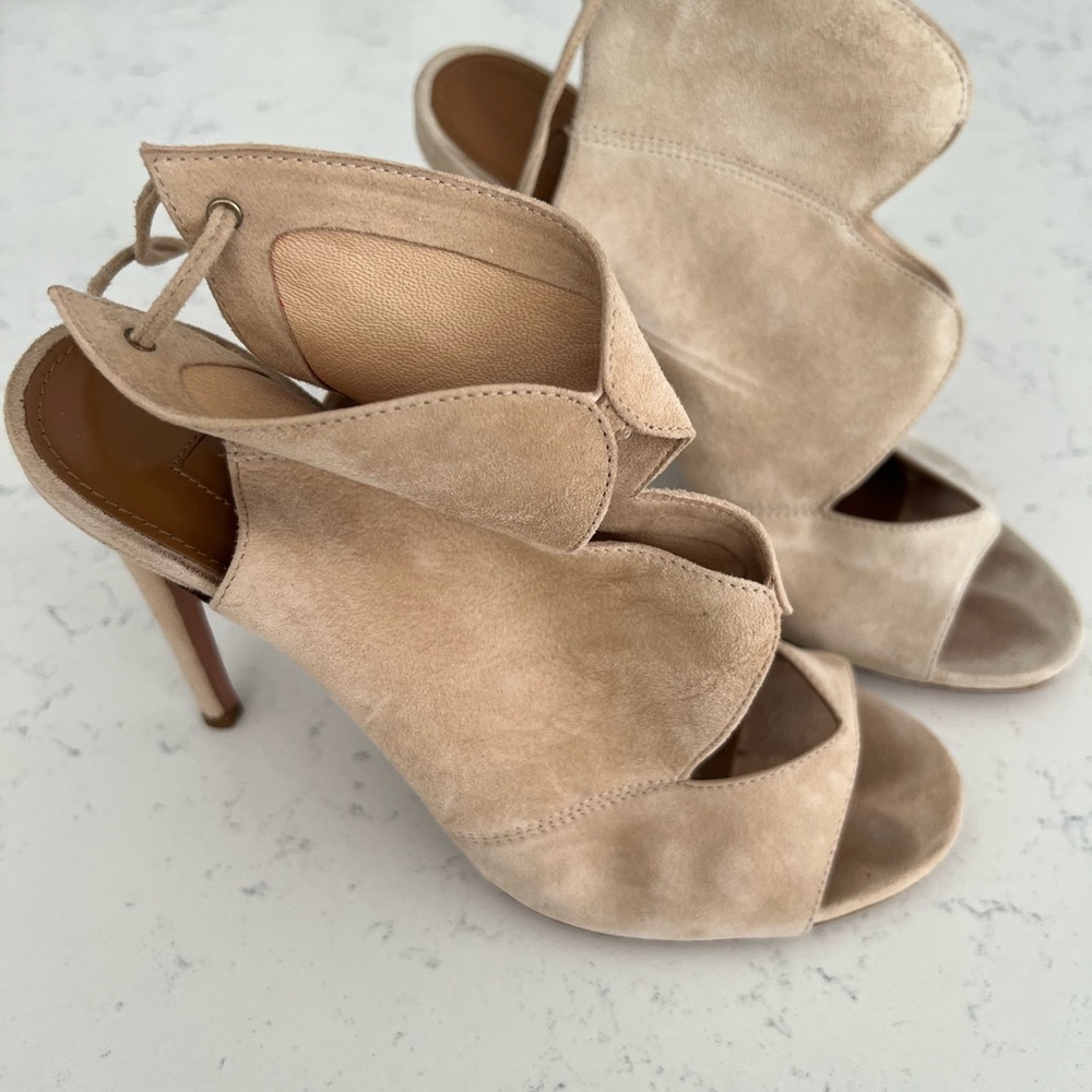 Aquazzura Pasadena 105 Nude Suede Cutout Booties